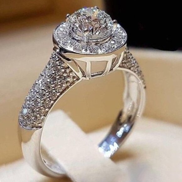 💥Shiny Wedding CZ Micro Pave CZ Super Large CZ Luxury Silver Ring, UNVN12311 - Picture 1 of 10
